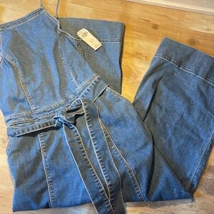 NWT Hollister demin jumpsuit
